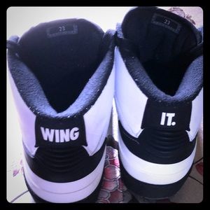 Sneakers for men size 8